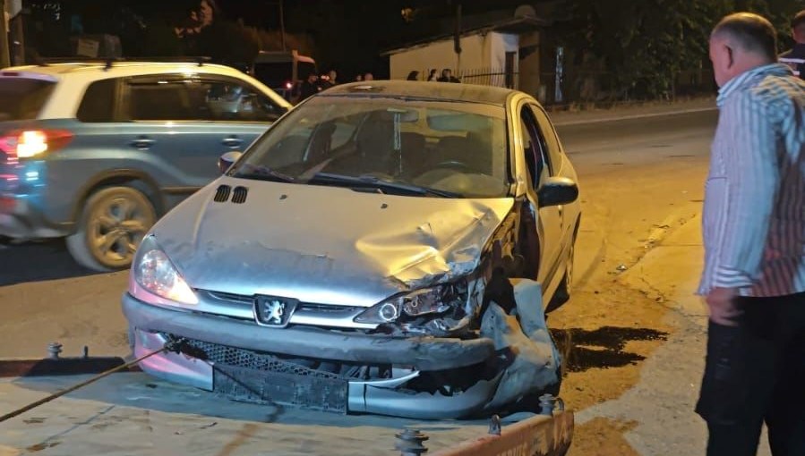 Sakarya'nın Akyazı ilçesinde alkollü olduğu tespit edien motosiklet şoförü ile