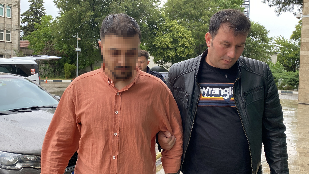 İlkadım ilçesinde bir konsere katılan D.T., sahneyi göremediği gerekçesiyle kendisini