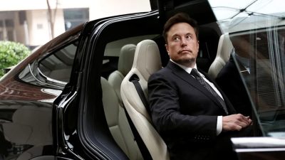 Avrupa ve Çin'deki satışların bir ay daha düşmesinin akabinde Elon