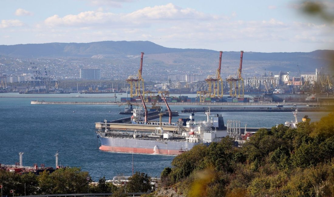 Rusya'nın gölge filosu, Avustralya'nın yaptırımlarına takıldı. Gemilerin takip sistemlerini devre