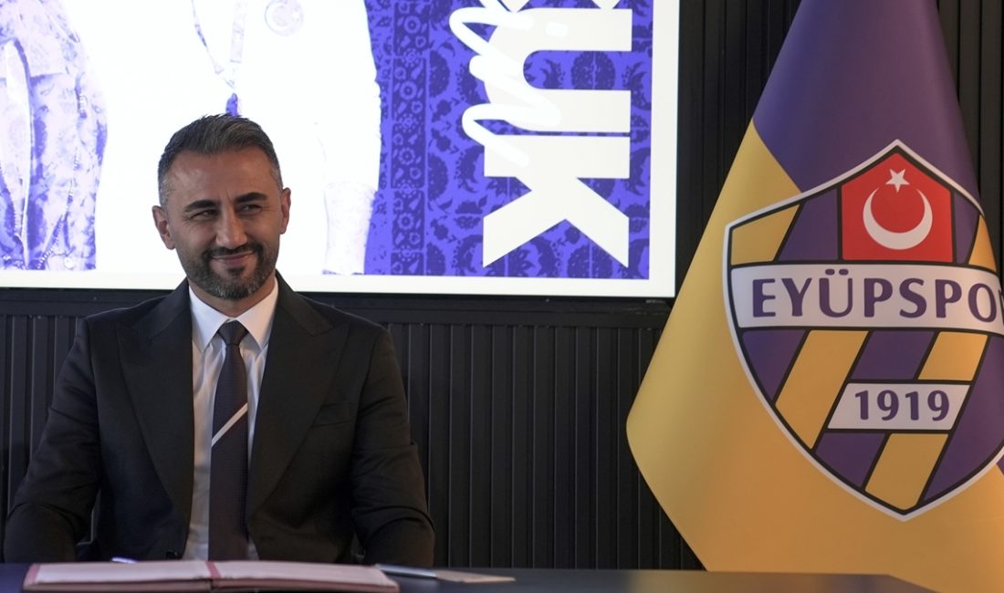 Türkiye Futbol Federasyonu (TFF), A Ulusal Futbol Grubu yardımcı antrenörlüğü