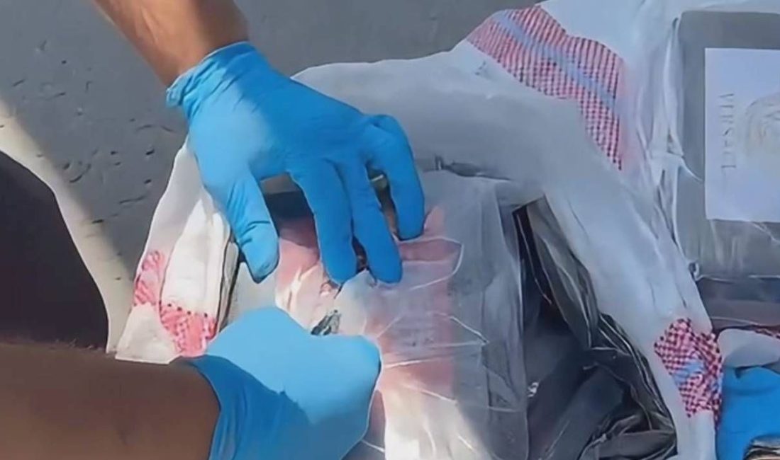Edirne’de durdurulan bir TIR'ın bâtın bölmesinde 18 kilogram kokain ele