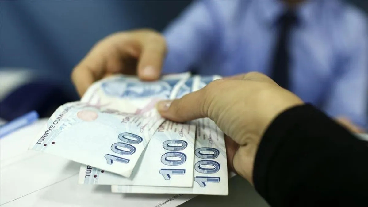 Yaklaşık 600 bin kamu personelini ilgilendiren toplu kontrat görüşmelerinde emekçi