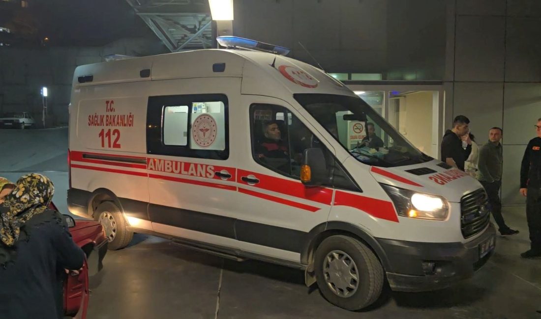 Trabzon'un Hayrat ilçesinde düzenlenen mevlit programında tavuk-pilav yiyen 59 kişi,