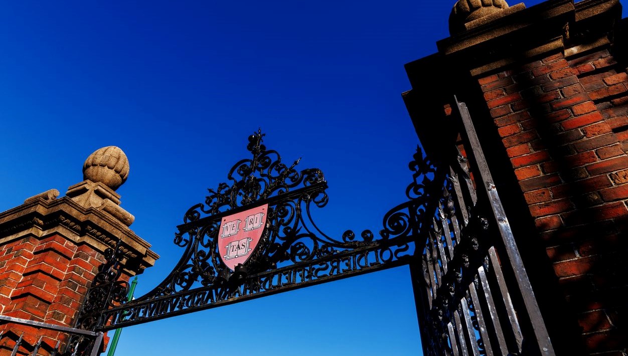 ABD'de federal yargıç, Trump idaresinin, yabancı öğrencilerin Harvard Üniversitesinde eğitim