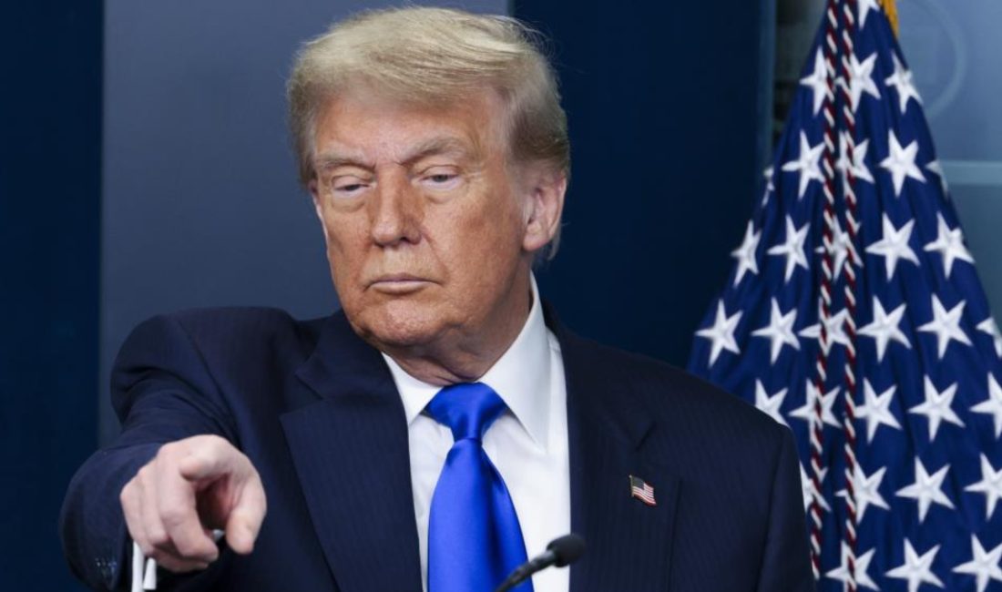 ABD Lideri Donald Trump, İran Dini Lideri Ali Hamaney'in ABD'yi