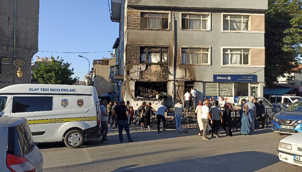 Kütahya'da, tüp satışı yapılan iş yerindeki patlamada yaralanan 8 şahıstan