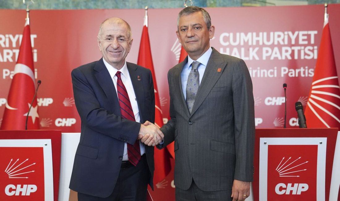 Tutuklu bulunduğu cezaevinden tahliye edilen Zafer Partisi Genel Lideri Ümit