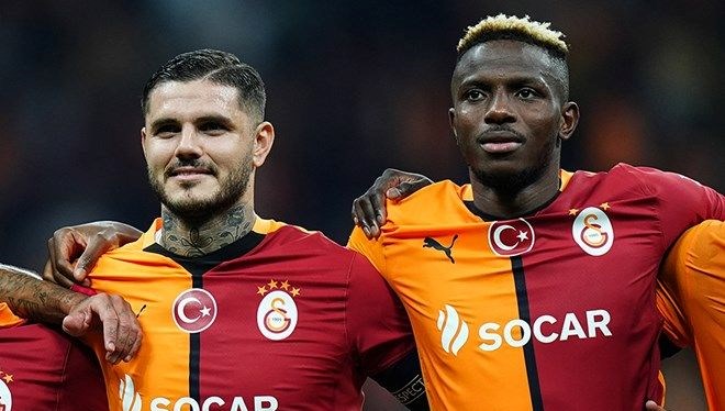 Victor Osimhen transfer piyasasının en çok konuşulan ismi olmaya devam