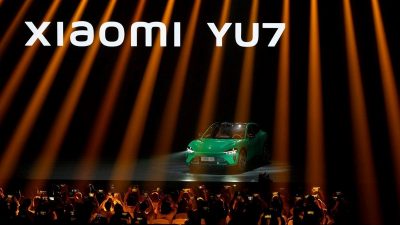 Çinli teknoloji devi Xiaomi, elektrikli SUV modeli YU7’yi satışa sunmasının