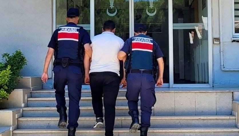 Çanakkale'de yangına neden olan biçerdöver operatörü hakkında isimli süreç başlatıldı.