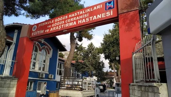Yedikule Göğüs Hastalıkları Hastanesi'nde ameliyat gününü öne çekmek için bıçak