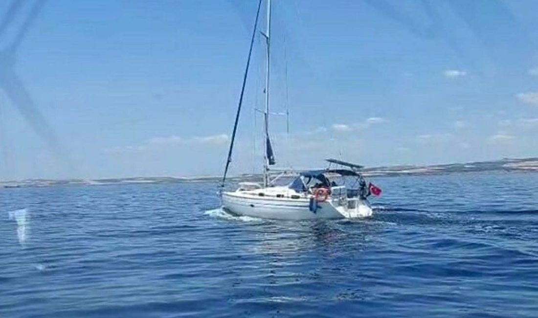 Çanakkale'nin Gelibolu ilçesi açıklarındaki yelkenli teknede 51 kaçak göçmen ile