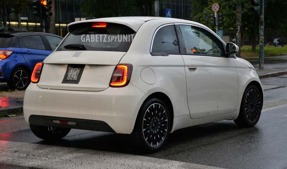 Fiat'ın elektrikli 500e platformunu temel alan yeni Fiat 500 Hibrit