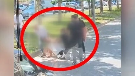 Uşak'ta akrabalar ortasında çıkan alacak verecek arbedesinde bir kişi, yol