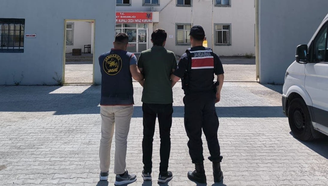 Fetullahçı Terör Örgütü (FETÖ) üyesi olduğu gerekçesiyle hakkında katılaşmış mahpus