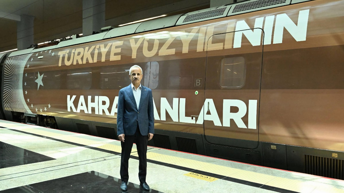 Ulaştırma ve Altyapı Bakanı Abdulkadir Uraloğlu, 15 Temmuz Demokrasi ve
