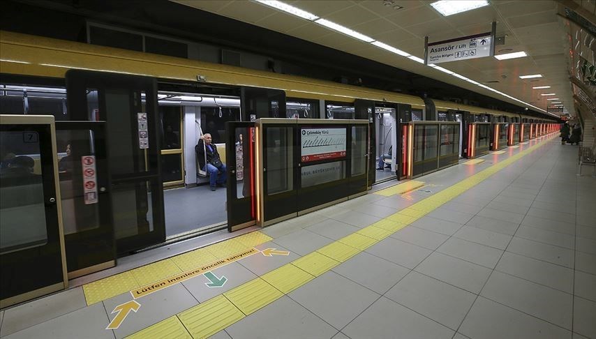 15 Temmuz Demokrasi ve Ulusal Birlik Günü nedeniyle kimi metro