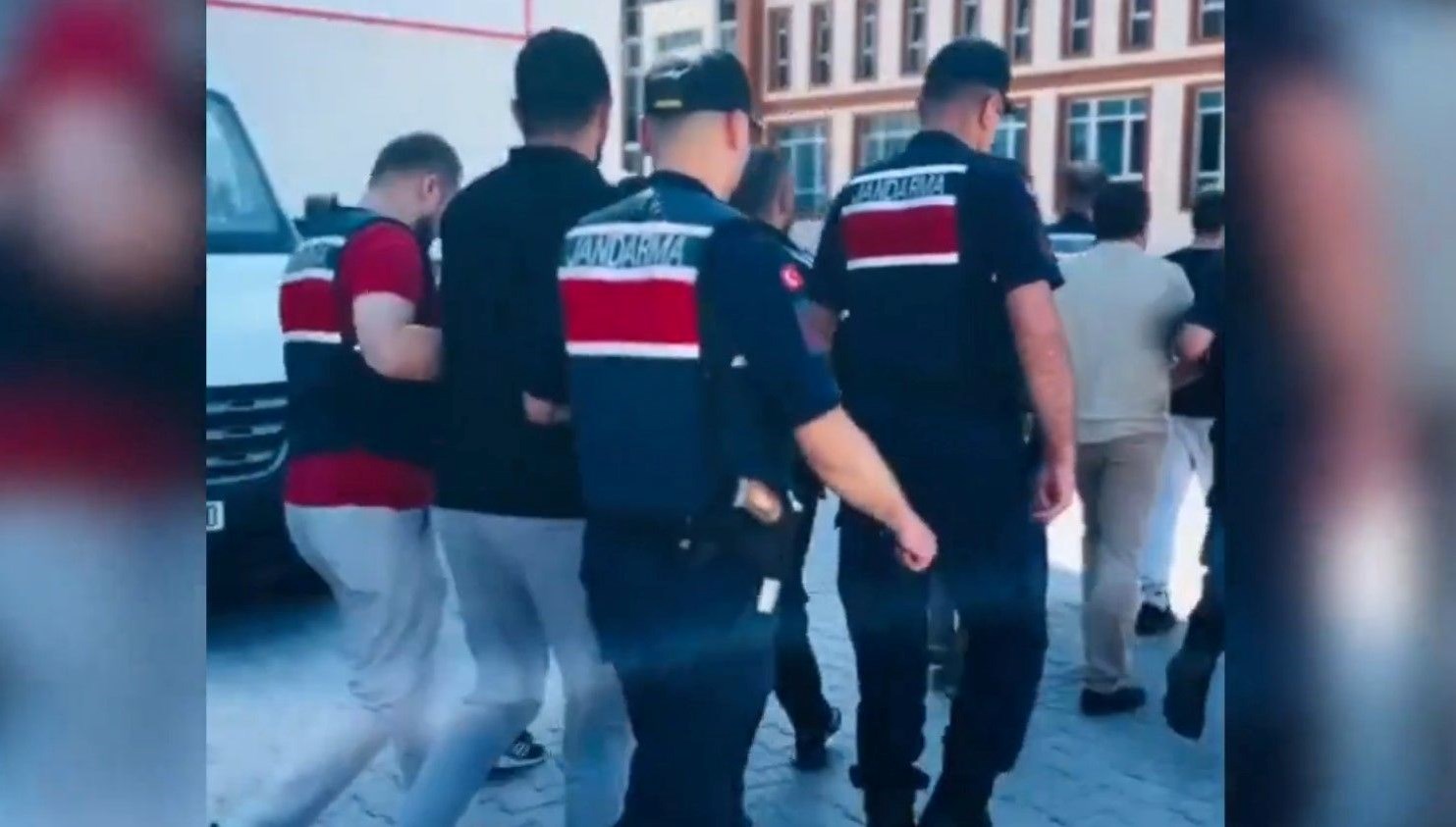 Siber hatalarla çaba kapsamında son 1 haftada hesaplarında 1 milyar