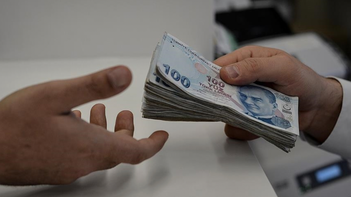 Temmuz ayı enflasyonu ile muhakkak olan yüzde 15,57 memur maaşı
