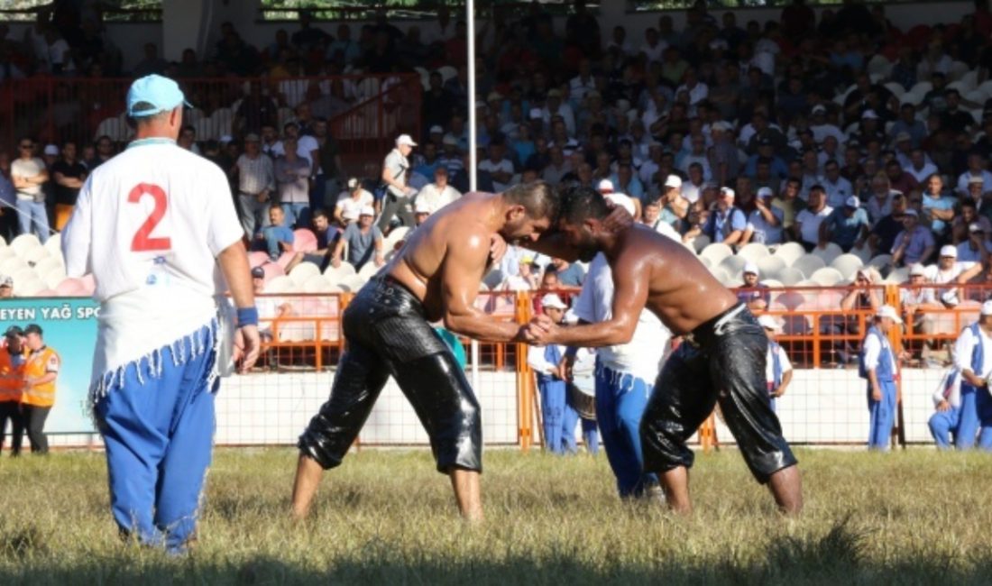 Kırkpınar Er Meydanı'nda düzenlenecek yağlı güreşlere 40'ı başpehlivan olmak üzere
