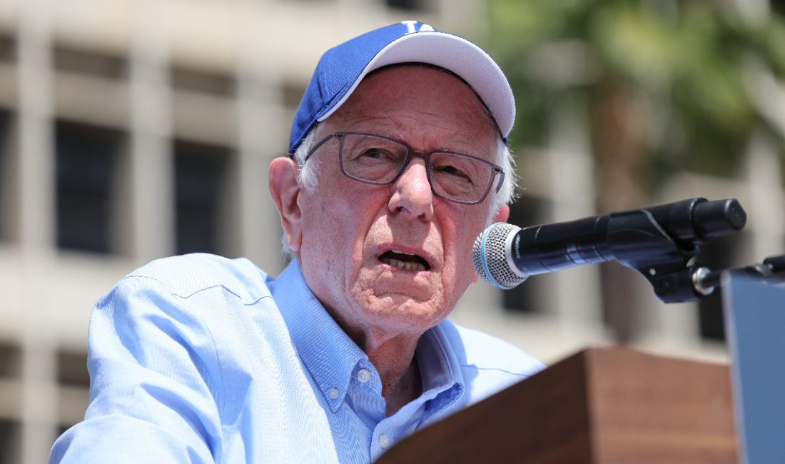 Yahudi kökenli ABD'li Senatör Bernie Sanders, ABD'nin İsrail'e yönelik askeri
