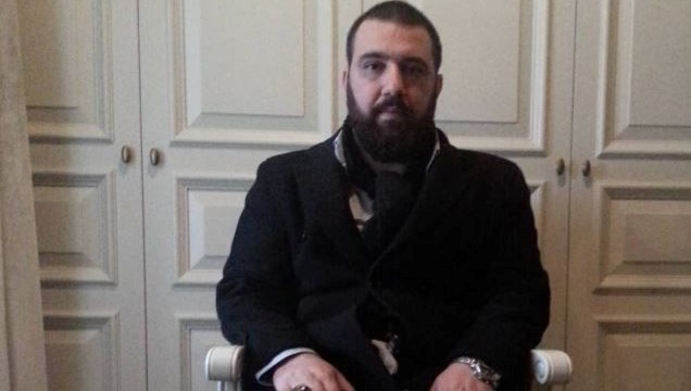 Kendisini "şehzade" olarak tanıtan Abdülhamid Kayıhan Osmanoğlu, gündemdeki haberler nedeniyle