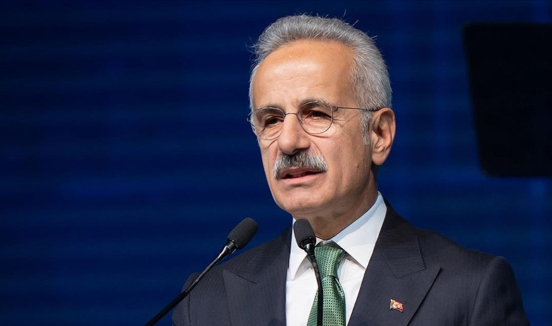Ulaştırma ve Altyapı Bakanı Uraloğlu, 5G yetkilendirmesi kapsamında üretici firmaların