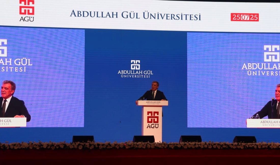Eski cumhurbaşkanı Abdullah Gül "Dünya hiç görülmediği kadar kural tanımaz,