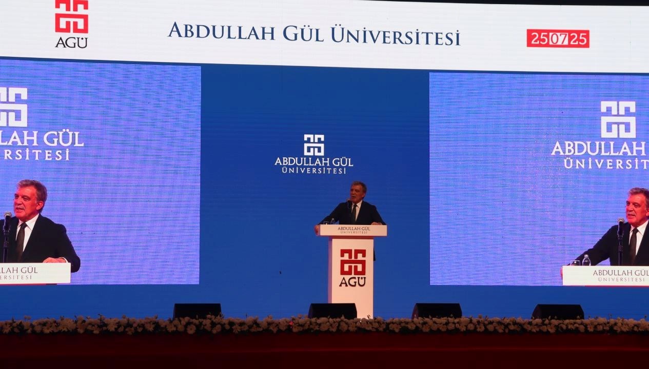 Eski cumhurbaşkanı Abdullah Gül "Dünya hiç görülmediği kadar kural tanımaz,