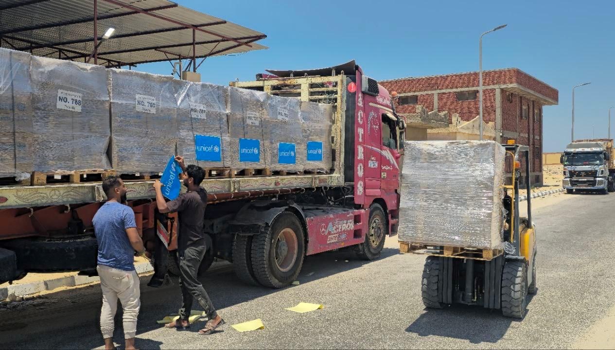 Birleşik Arap Emirlikleri ve Ürdün’e ilişkin uçaklar, Gazze kentine paraşütle