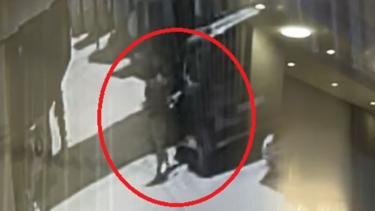 30 yıldır birebir mahallede bakkal dükkanı işleten S.E.’nin toptan besin