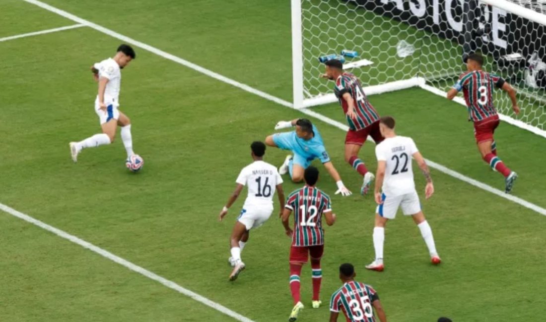 FIFA Kulüpler Dünya Kupası çeyrek finalinde Brezilya grubu Fluminense, Suudi