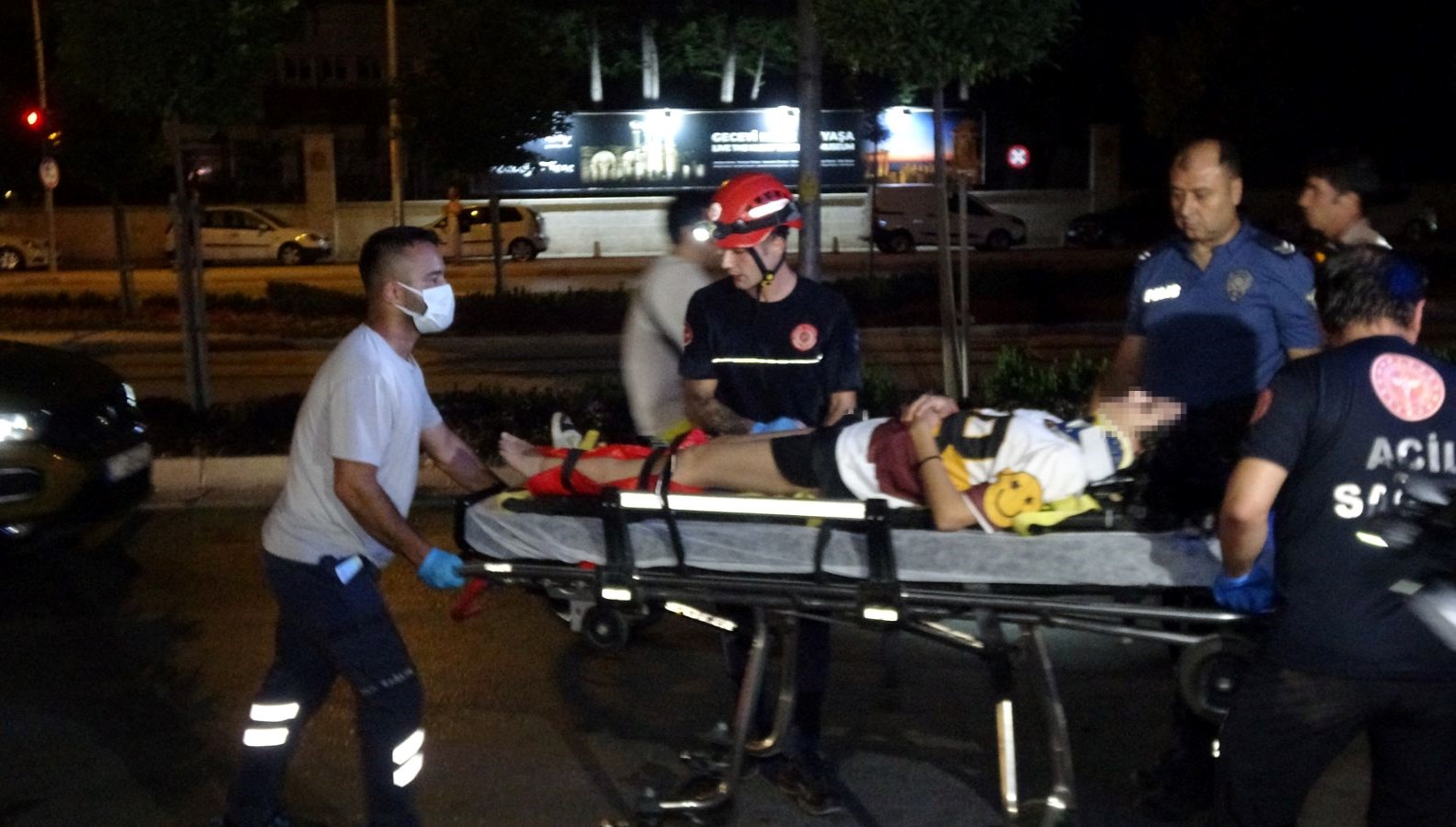 Antalya'da arkadaşlarıyla birlikte falezlerde görüntü izleyen Elif A.Y. isimli çocuk,