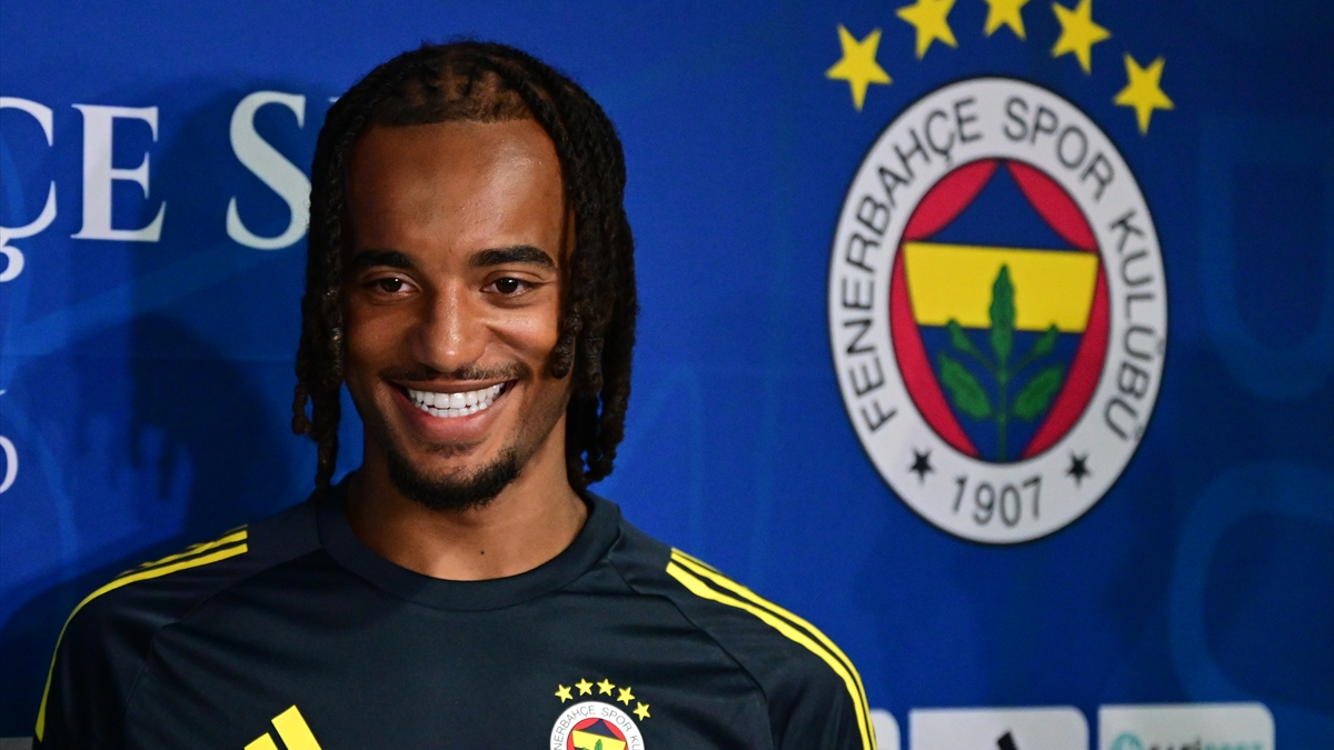 Fenerbahçe'nin yeni transferi Archie Brown, “Başkanımızla (Ali Koç) ve Devin