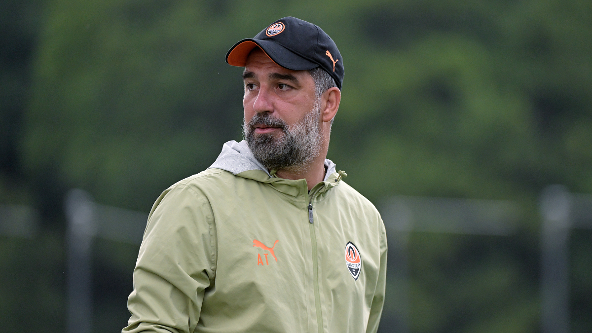 Teknik yönetici Arda Turan, Ukrayna kadrosu Shakhtar Donetsk'in başındaki birinci