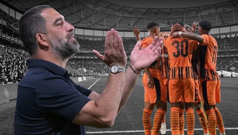 Shakhtar Donetsk'in başında birinci resmi maçına çıkan Arda Turan ve