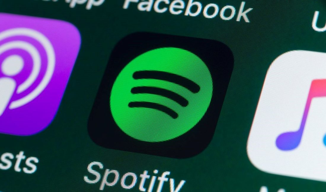 Kültür ve Turizm Bakan Yardımcısı Batuhan Mumcu, Spotify'daki "play-list" içeriklerine