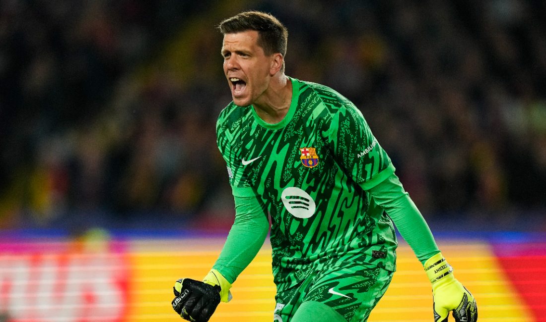 Barcelona, Polonyalı ulusal kaleci Wojciech Szczesny'nin kontratının 2027 yılına kadar