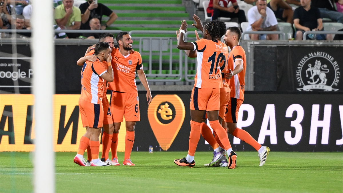 UEFA Avrupa Konferans Ligi 2. eleme çeşidi birinci maçında Başakşehir,