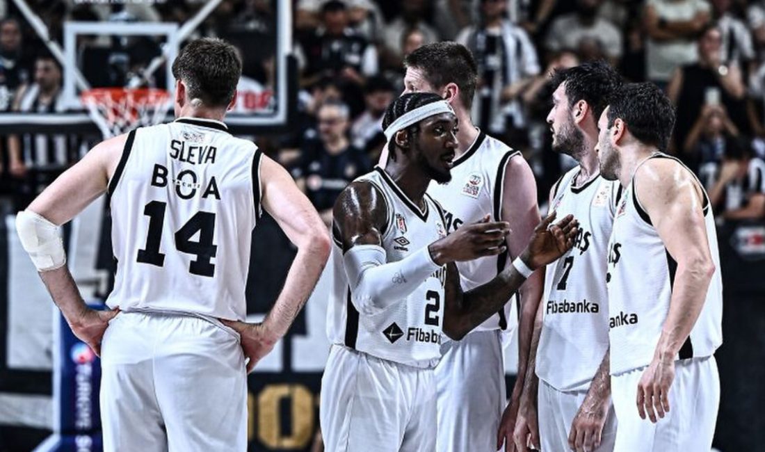 Beşiktaş Erkek Basketbol Grubu, Yiğit Arslan, Jonah Mathews, Berk Uğurlu
