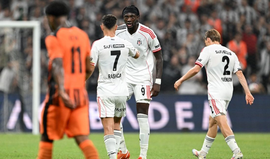 Beşiktaş dönemin birinci resmi maçına Arda Turan'ın çalıştırdığı Shakhtar Donetsk