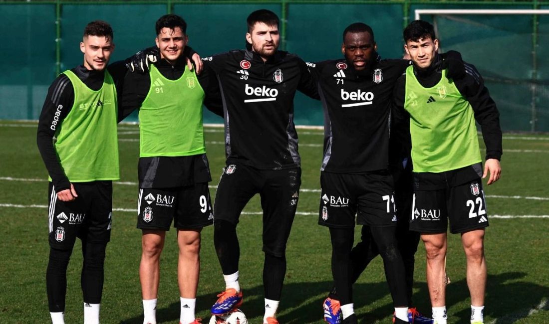 Beşiktaş, Bakhtiyor Zaynutdinov'un ayrılığını ve yeni grubunu resmen duyurdu.