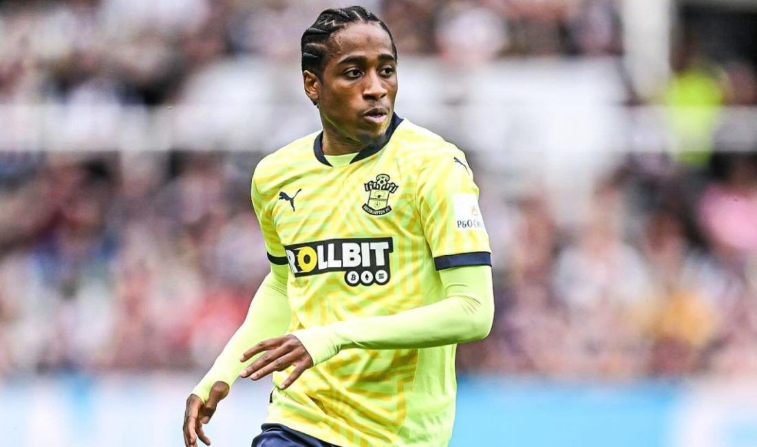 Beşiktaş'la her hususta mutabakata varan Kyle Walker-Peters, ailesiyle birlikte özel