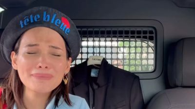 Düğün günü gebe olduğunu açıklayan oyuncu Beste Kökdemir, bebeğinin cinsiyetini