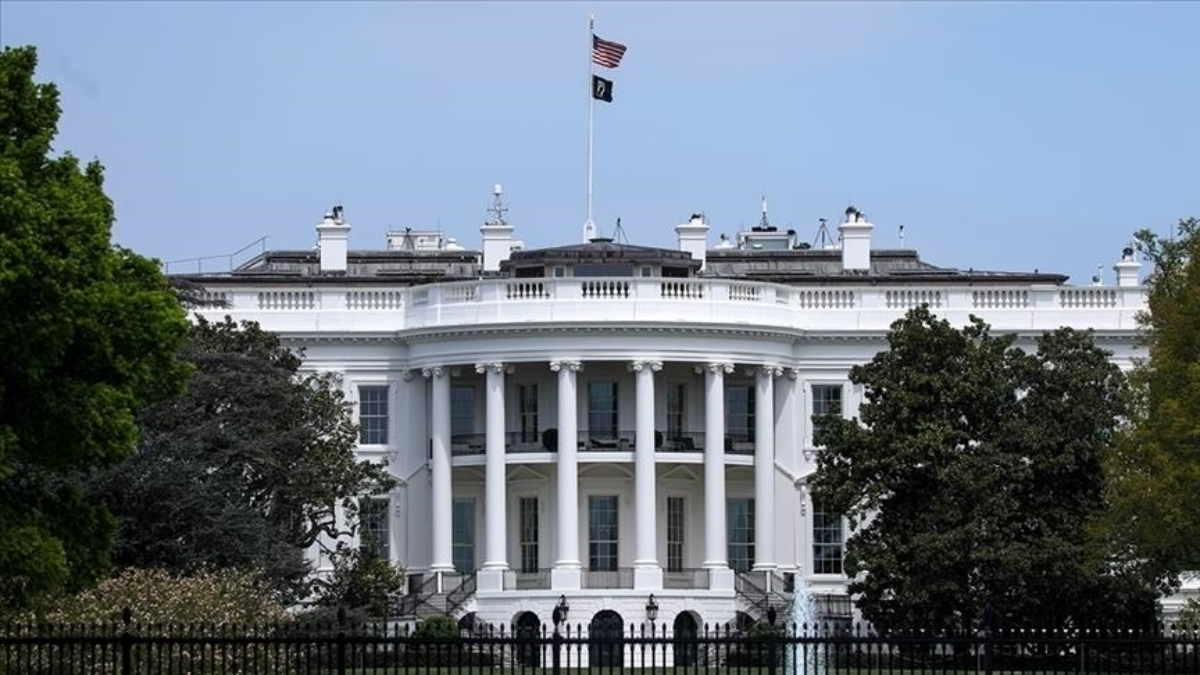 Beyaz Saray, ABD Başkanı Trump'ın İsrail'in Suriye'de düzenlediği bombardımana "hazırlıksız