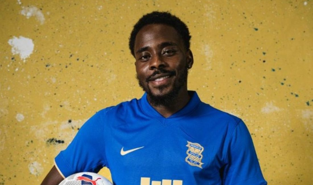 Beşiktaş'a transferi son anda gerçekleşmeyen ve Birmingham City'ye imza atan