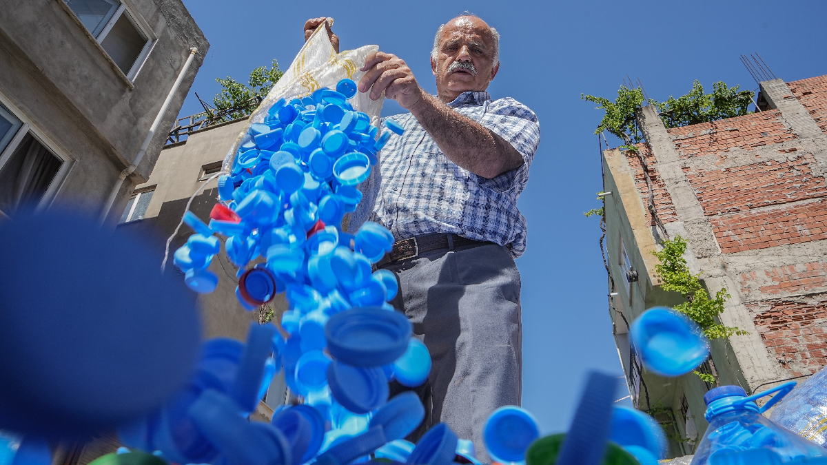 Osmangazi ilçesinde yaşayan  62 yaşındaki Nazım Gökçe, emekli olmasının
