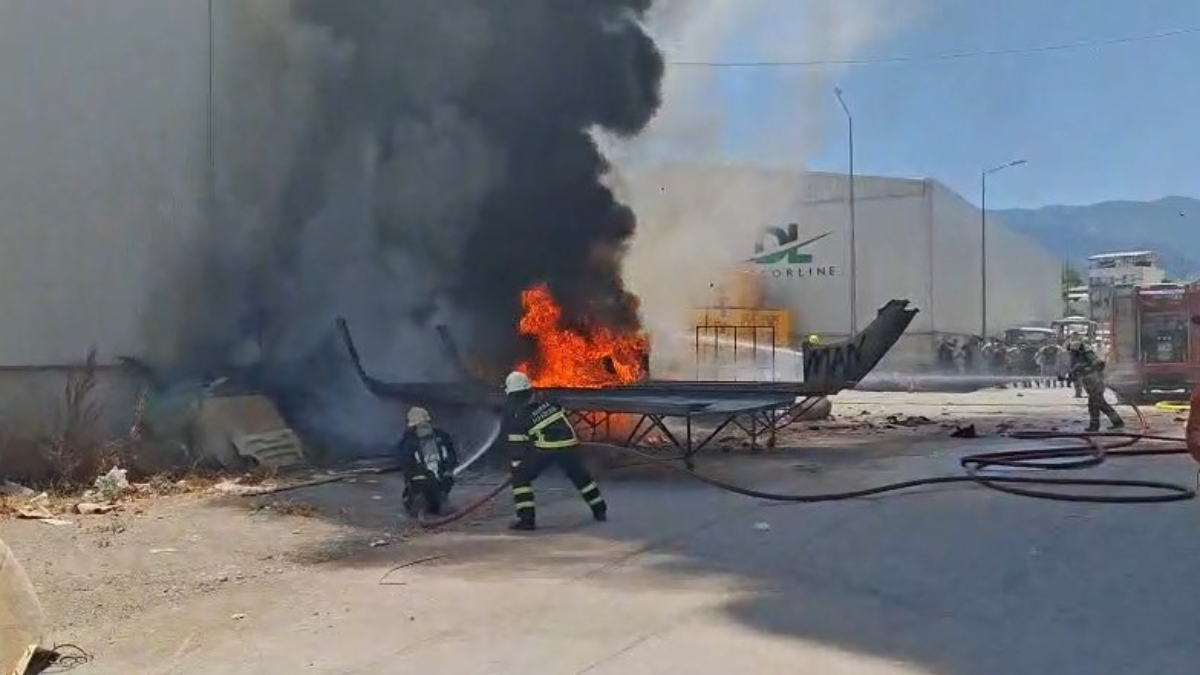 Osmangazi ilçesinde bir dokuma örme fabrikasında yaşanan yangın kaygı dolu