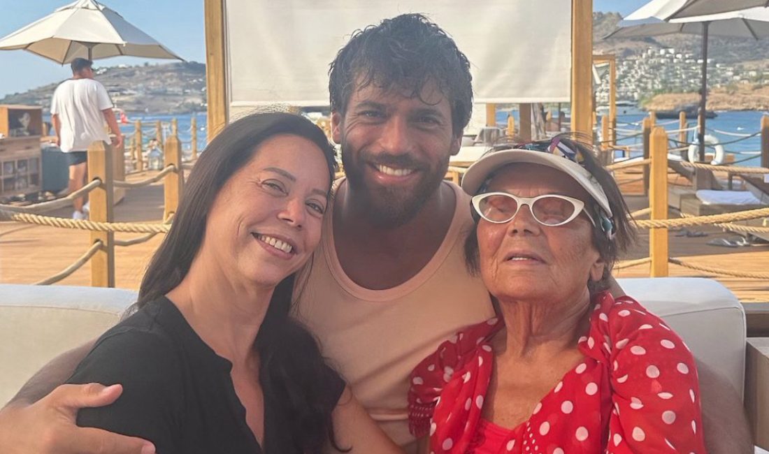 Son devirde özel hayatıyla gündemde olan ünlü oyuncu Can Yaman,